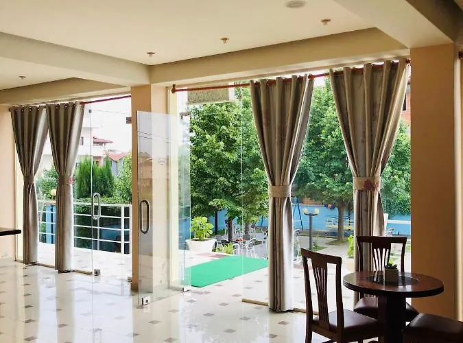 호텔 Relax & 골렘