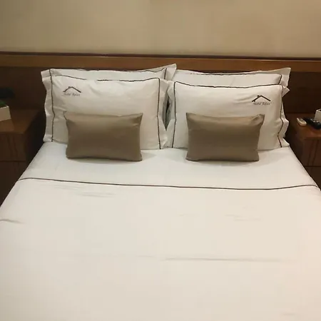 Relax & Hotel