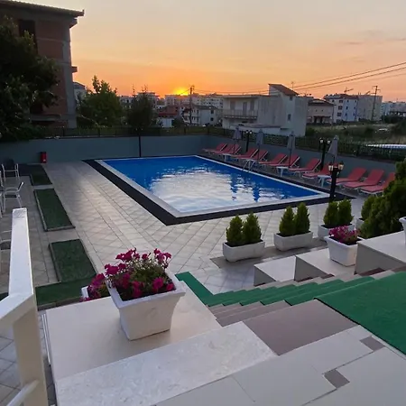 Relax & 3* Golem (Tirana)