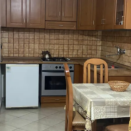 Relax & 3* Golem (Tirana)